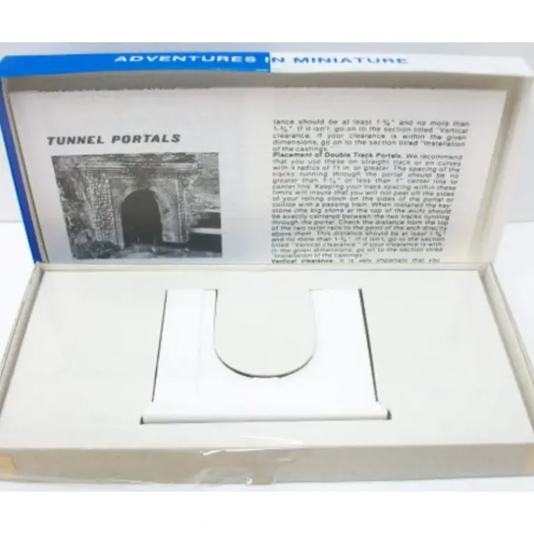 AIM 214 N Single Track Plain Concrete Tunnel Portal - Model Train Junction: Quality Parts and Art Supplies