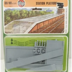 Airfix Products 01607-8 HO/OO Station Platform Plastic Model Kit - Model Train Junction: Quality Parts and Art Supplies