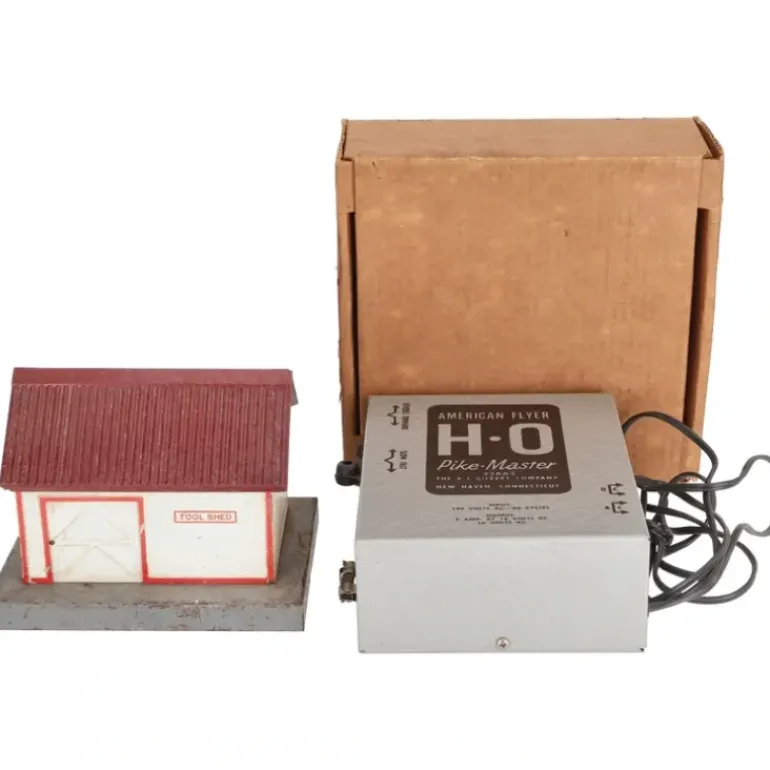 American Flyer Vintage S Gauge 585 Tool Shed & HO Gauge 32662 Transformer - Model Train Junction: Quality Parts and Art Supplies