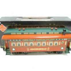 Aristo-Craft 31025 G Scale Christmas Gingerbread Passenger Car - Model Train Junction: Quality Parts and Art Supplies