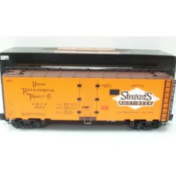 Aristo-Craft 46211 Stewart's Root Beer Reefer Car - Model Train Junction: Quality Parts and Art Supplies