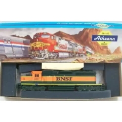Athearn 4801 HO BNSF SD40-2 Diesel Locomotive #6867 - Model Train Junction: Quality Parts and Art Supplies