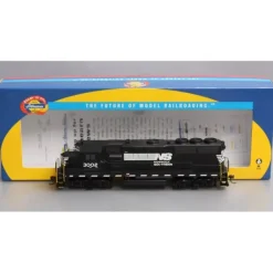 Athearn 89745 HO Norfolk Southern EMD GP40-2 Powered Diesel Locomotive #3002 - Model Train Junction: Quality Parts and Art Supplies