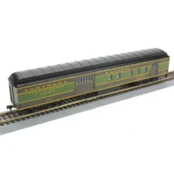 Athearn 7871 HO Northern Pacific Heavyweight RPO Passenger Car #1101 - Model Train Junction: Quality Parts and Art Supplies