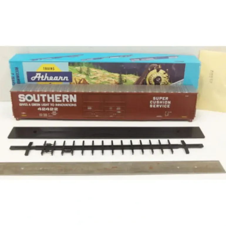 Athearn 1972 HO Scale Southern 86' Hi-Cube Boxcar Kit - Model Train Junction: Quality Parts and Art Supplies