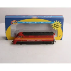 Athearn 26346 HO Southern Pacific Daylight F59PHI Diesel Locomotive # 6496 RTR LN/Box - Model Train Junction: Quality Parts and Art Supplies