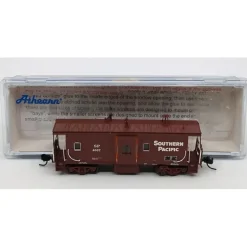 Athearn 23234 N Southern Pacific Bay Window C-50-8 Caboose #4667 - Model Train Junction: Quality Parts and Art Supplies
