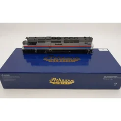Athearn ATHG64120 HO Amtrak SDP40F Diesel Locomotive #611 LN/Box - Model Train Junction: Quality Parts and Art Supplies