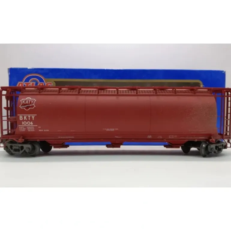 Atlas 6304-1 3-Bay Cylindrical Hopper (3-Rail) LN/Box - Model Train Junction: Quality Parts and Art Supplies