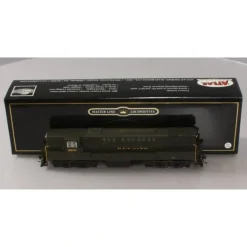 Atlas 7767 HO Reading Trainmaster Ph1B w/DCC & Sound #800 - Model Train Junction: Quality Parts and Art Supplies