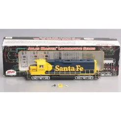 Atlas 8962 HO Scale Santa Fe GP-38 Diesel Locomotive #3520 w/DCC/Box - Model Train Junction: Quality Parts and Art Supplies