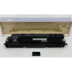 Atlas 49018 N Scale NS SD-60 Diesel Loco - Model Train Junction: Quality Parts and Art Supplies