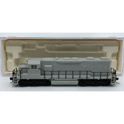 Atlas 49411 N Scale Undecorated SD-35 w/Nose Headlight - Model Train Junction: Quality Parts and Art Supplies