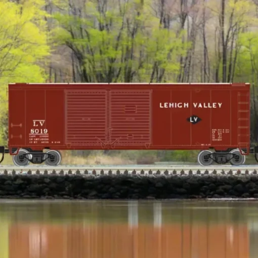 Atlas, N Scale, 50006200, 40' Double-Door Boxcar, Lehigh Valley, #8019 - Model Train Junction: Quality Parts and Art Supplies