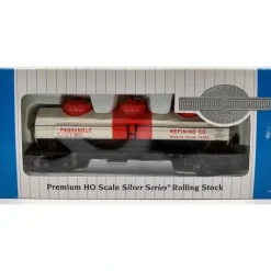 Bachmann 17139 HO Panhandle Refining Company 40' 3-Dome Tank Car - Model Train Junction: Quality Parts and Art Supplies