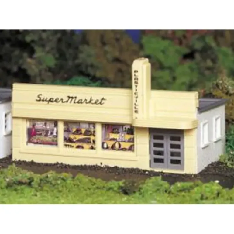 Bachmann 45141 HO Plasticville Supermarket Building Kit - Model Train Junction: Quality Parts and Art Supplies
