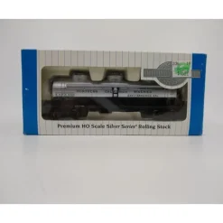 Bachmann 17141 HO Scale Northern California Wineries 40' 3-Dome Tank Car - Model Train Junction: Quality Parts and Art Supplies