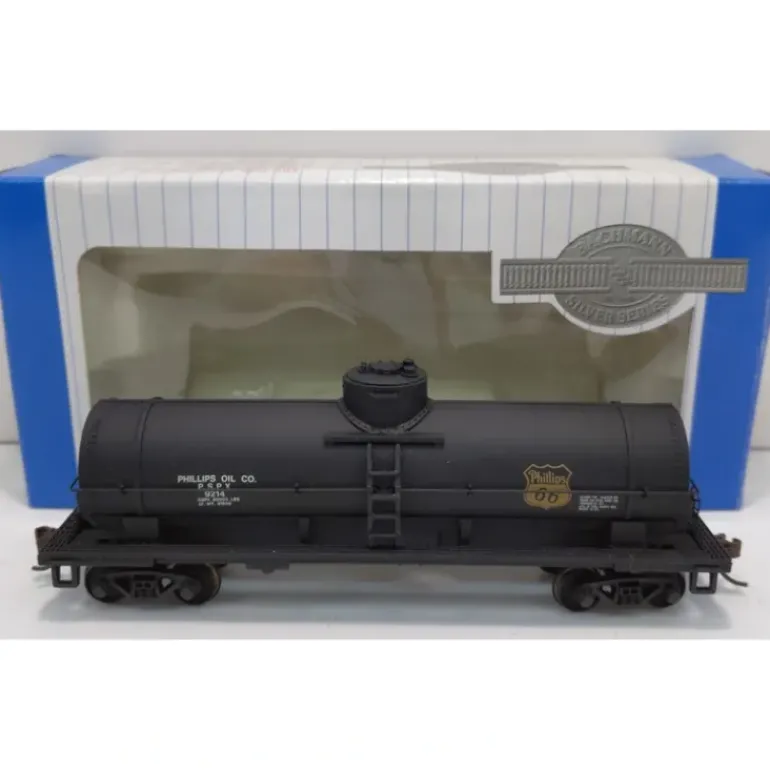 Bachmann 17840 HO Scale Phillips 66 40' Single-Dome Tank Car #9214 - Model Train Junction: Quality Parts and Art Supplies