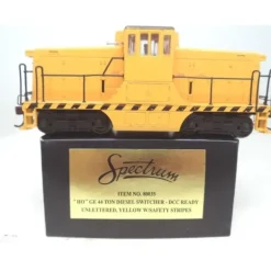 Bachmann 80035 HO Scale Unlettered GE 44 Ton Diesel Switcher w/ Safety Stripes - Model Train Junction: Quality Parts and Art Supplies
