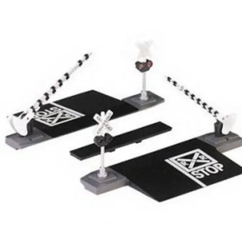 Bachmann 46720 N Dual Road Crossing Gates - Model Train Junction: Quality Parts and Art Supplies