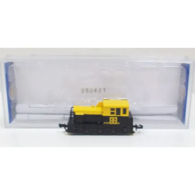 Bachmann 60052 N Santa Fe Plymouth MDT Switcher Diesel Locomotive #32 - Model Train Junction: Quality Parts and Art Supplies
