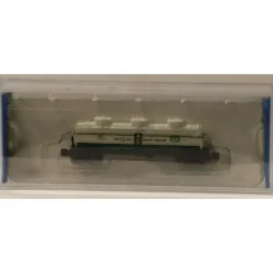 Bachmann 70187 N Scale 40' 3-Dome Quaker State Tank Car - Model Train Junction: Quality Parts and Art Supplies