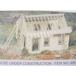 Bachmann 45613 O Plasticville House Under Construction Classic Building Kit - Model Train Junction: Quality Parts and Art Supplies