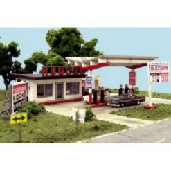 Blair Line 2002 HO Hudson Oil Station Kit - Model Train Junction: Quality Parts and Art Supplies
