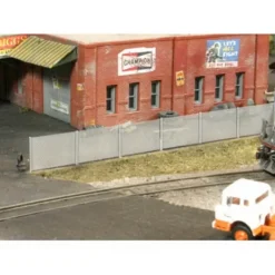 BLMA Models 710 N Chain Link Fence 250 Linear Scale Feet W/Gates - Model Train Junction: Quality Parts and Art Supplies