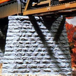 Chooch Enterprises 9830 N Cut Stone Bridge Pier 2-Piece Set - Model Train Junction: Quality Parts and Art Supplies