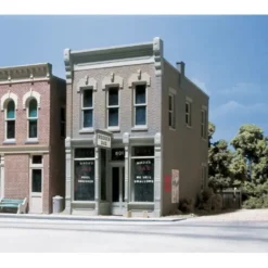 DPM 80100 O Scale Birdie's Tavern Building Kit - Model Train Junction: Quality Parts and Art Supplies