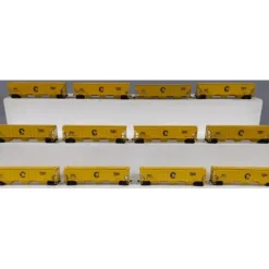 HO Scale Chessie System Covered 3-Bay Hoppers - Custom Painted [12] VG - Model Train Junction: Quality Parts and Art Supplies