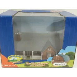 Imex 6108 New England Ranch House - Model Train Junction: Quality Parts and Art Supplies