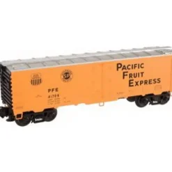 Industrial Rail 1002302 Pacific Fruit Express Reefer Car #41709 - Model Train Junction: Quality Parts and Art Supplies