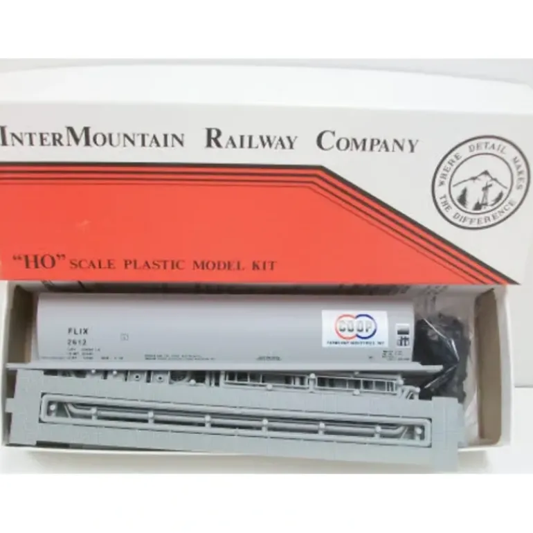 InterMountain FLIX-04 HO Co-op 4Bay Covered Hopper Kit - Model Train Junction: Quality Parts and Art Supplies