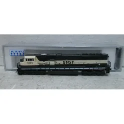 Kato 176-6301 BNSF SD70MAC Diesel Locomotive #9776 LN/Box - Model Train Junction: Quality Parts and Art Supplies