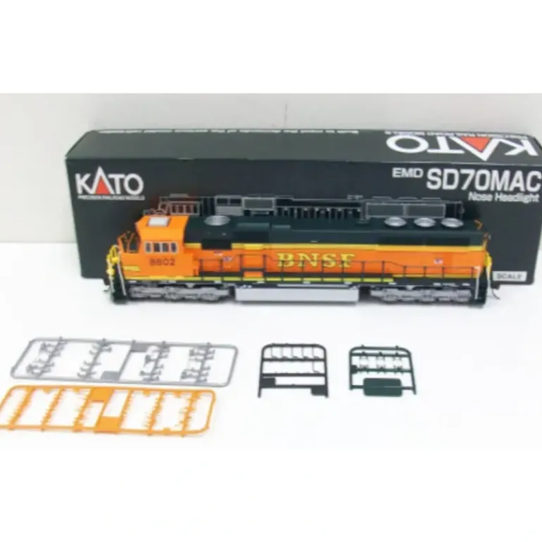 Kato 37-6451 HO BNSF Heritage II EMD SD70MAC Diesel Locomotive #8802 LN/Box - Model Train Junction: Quality Parts and Art Supplies