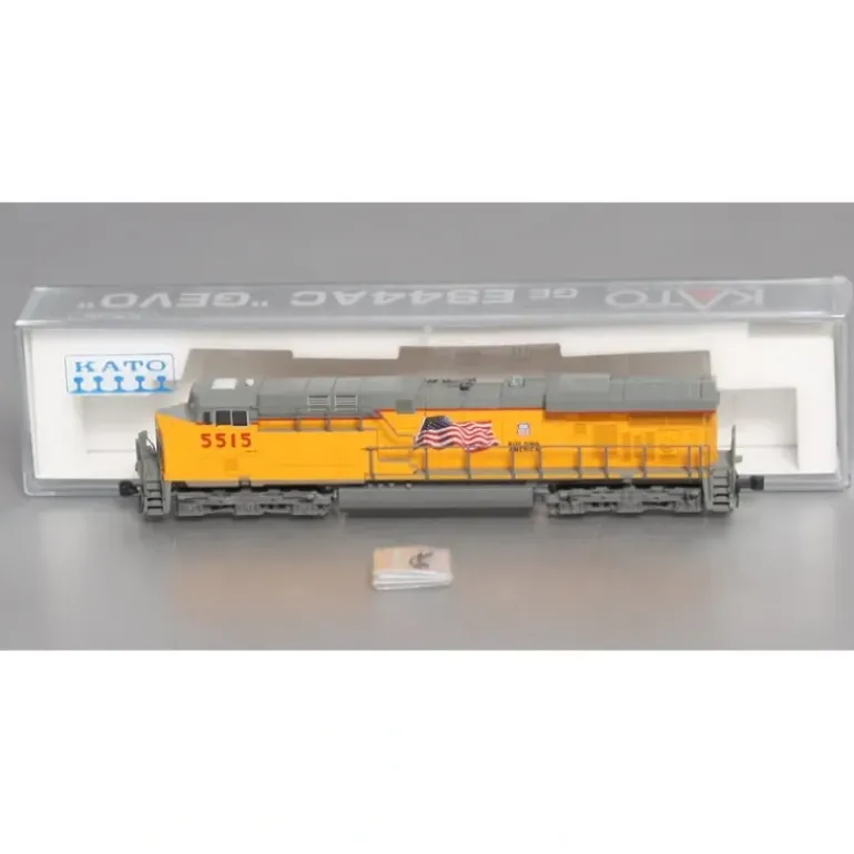Kato 176-8909 N Scale Union Pacific ES44AC Diesel Locomotive #5515 - Model Train Junction: Quality Parts and Art Supplies