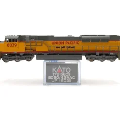 Kato 176-5609 N Scale Union Pacific SD90/43MAC Diesel Locomotive #8039 EX/Box - Model Train Junction: Quality Parts and Art Supplies