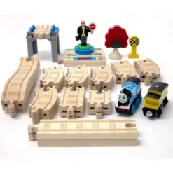 Learning Curve 99724 Battery-Powered Sir Topham Hatt Figure 8 Set - Model Train Junction: Quality Parts and Art Supplies