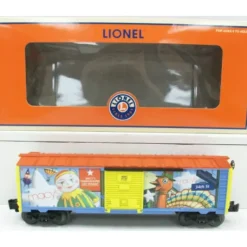 Lionel 6-39297 O 2007 Macy's Parade Boxcar - Model Train Junction: Quality Parts and Art Supplies