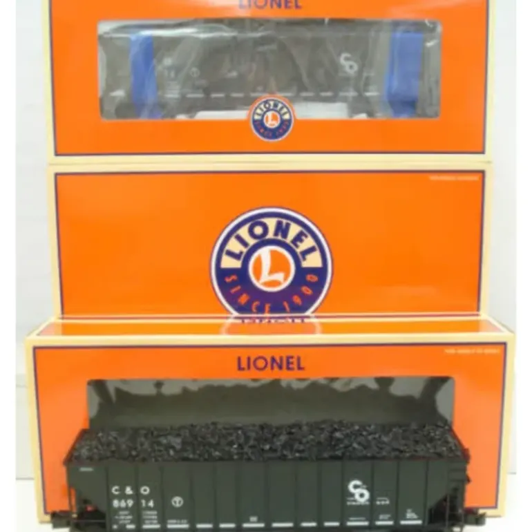 Lionel 6-21883 O Chesapeake & Ohio 3-Bay Open Hopper (Set of 2) - Model Train Junction: Quality Parts and Art Supplies