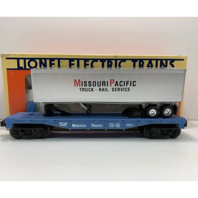 Lionel 6-16910 O Gauge Missouri Pacific Flatcar with Trailer LN/Box - Model Train Junction: Quality Parts and Art Supplies