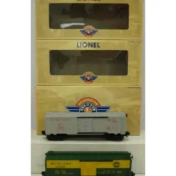 Lionel 6-39290 O PWC #6464 2-Car Variation Boxcar Set - Model Train Junction: Quality Parts and Art Supplies