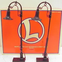 Lionel 6-22948 O Scale Gooseneck Street Lamps (Set of 2) - Model Train Junction: Quality Parts and Art Supplies