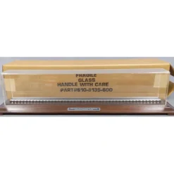 Lionel 610-8135-600 34" Display Case EX/Box - Model Train Junction: Quality Parts and Art Supplies