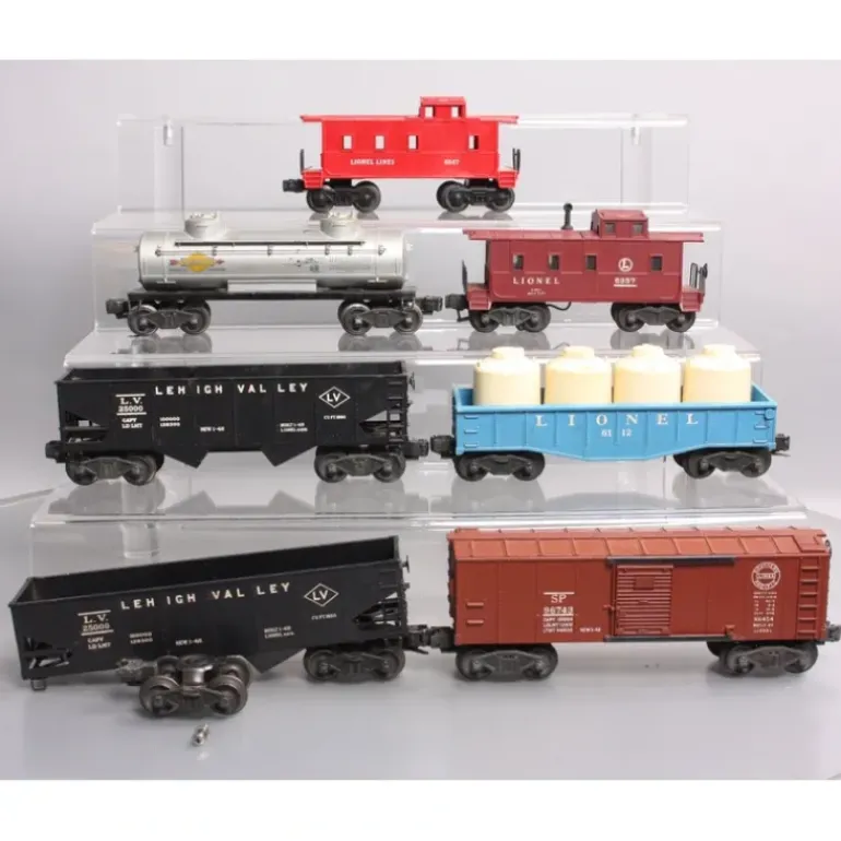Lionel Vintage O Assorted Freight Cars: X6454, 6456, 6112, 6357, 6476, 6465 [7] VG - Model Train Junction: Quality Parts and Art Supplies
