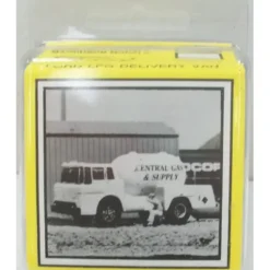 Magnuson Models 439-934 HO Ford LPG Delivery Van Kit - Model Train Junction: Quality Parts and Art Supplies
