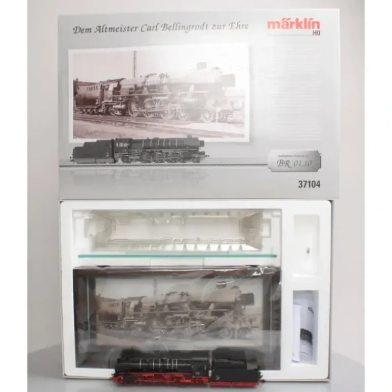 Marklin 37104 1.10 (DB) Express Steam Locomotive - Model Train Junction: Quality Parts and Art Supplies