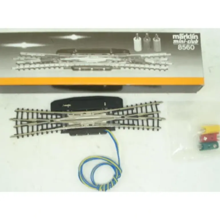 Marklin 8560 Z Scale 4-7/16" 13 Double Slip Switch - Model Train Junction: Quality Parts and Art Supplies